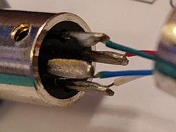 Solder contact points of tonearm wire